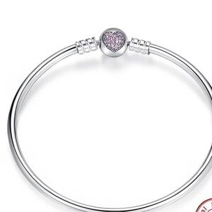 Pandora Bangle Heart clasp